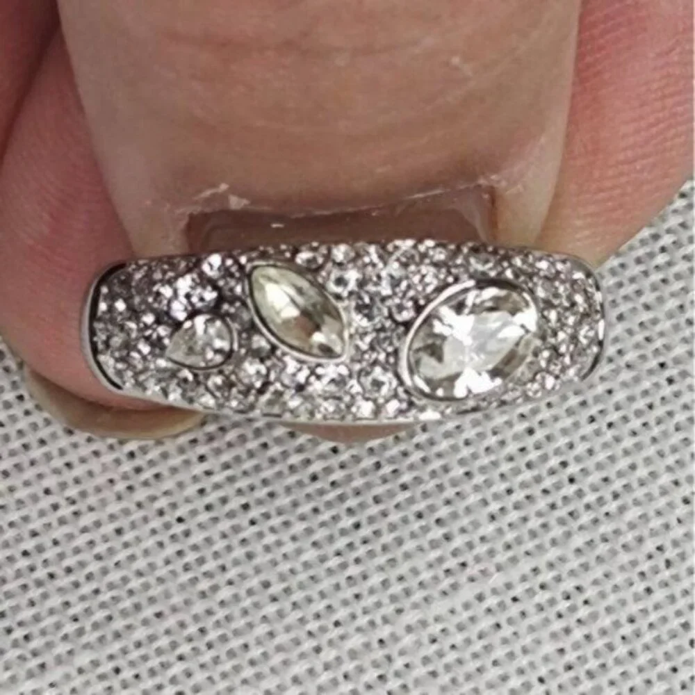 GORJANA Kingston Ring 7 Silver Crystals Bling Vintage Vibe Cocktail Ring